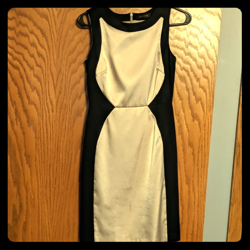 Limited black and gold dress